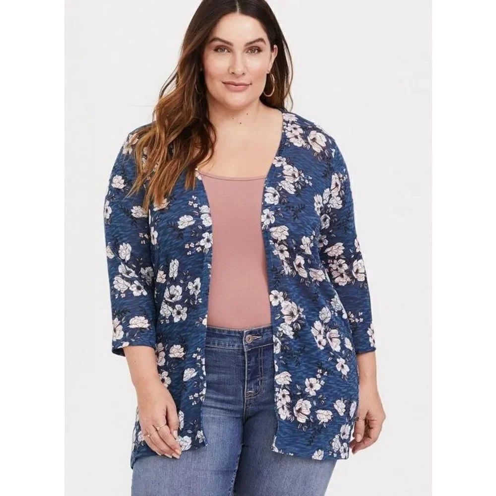 ✨Torrid Cardigan Open Front✨ - Picture 1 of 8